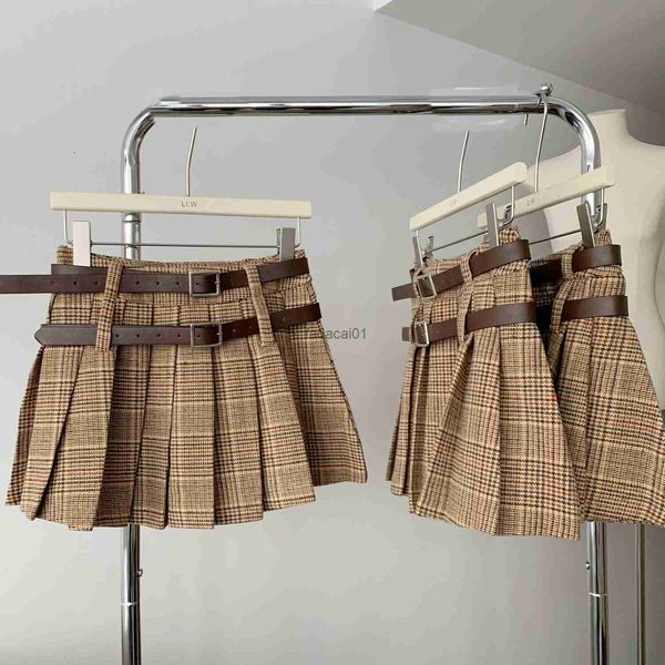 

women's vintage school style plaid short skirt summer autumn lady high street a line pleated mini skirt l230621, Black