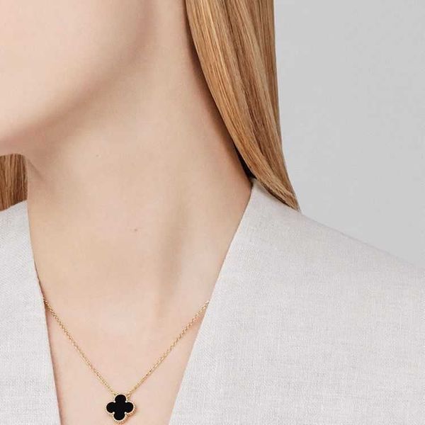 

van clover necklace designer four-leaf clover necklace double-sided small red flower women's fashion versatile niche design does not fa, Silver