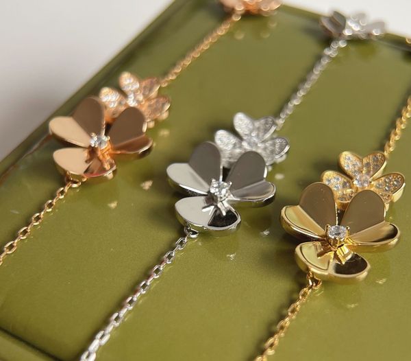 

100% silver 3 leaf-cleaf bracelet frivolees 5 flowers designer jewelry 18k yellow gold round diamonds lucky bracelets spring ladybirds offic, Golden;silver