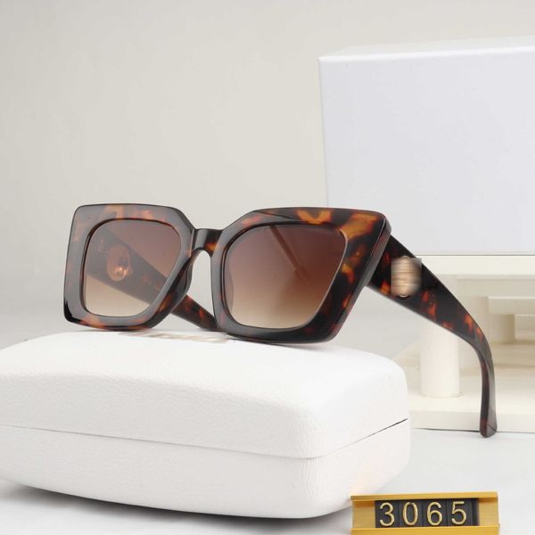 

2023 fanjia new head fashion ins sunglasses 5603, White;black