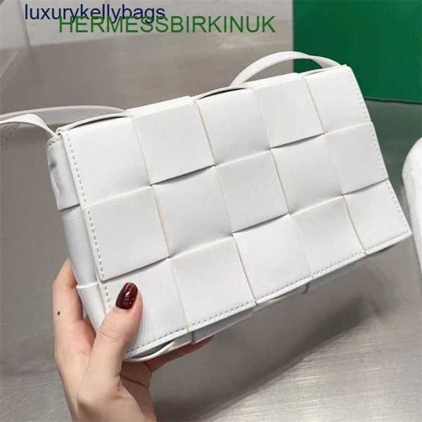 

fashion bags original totes tofu womens bag bottegas cassettes designer texture bags venetas designer fashion early spring woven pillow mess