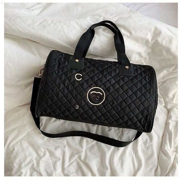 

designer handbag c bag travel large capacity american luggage 3d handheld 9d36