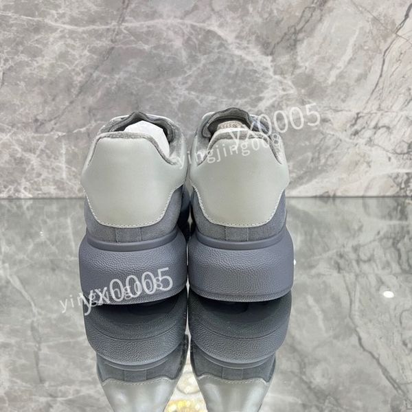 

new luxury fashion triple women shoes breathable sneaker black white bred trainers spring autumn sports running outdoor comfortable casual s