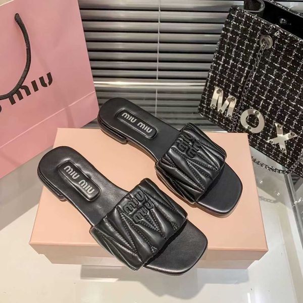 

designer mius beach sandals shoes women slippers slide line women's new summer 2023 fairy style flat bottomed half trend on outside e6a