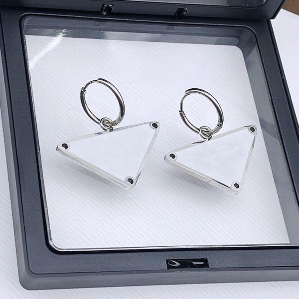 

designer earrings luxury brand earrings for women senior classic small fragrant wind earrings new earrings 18k silver light luxury flash men