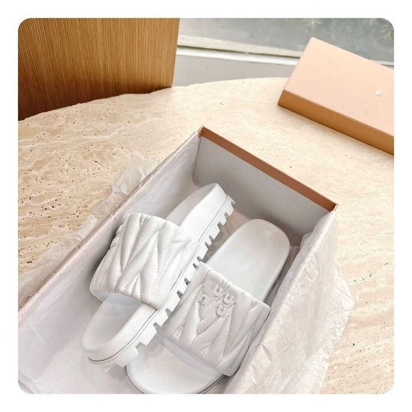

genuine mius beach shoes women slide designer sandals leather high-end soft sole comfortable style word flip flop fashionable label versatil