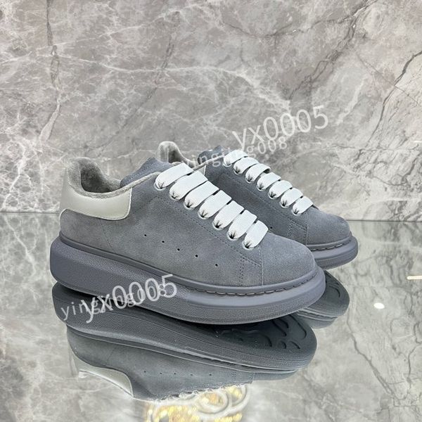 

luxury fashion triple women shoes breathable sneaker black white bred trainers spring autumn sports running outdoor comfortable casual shoe