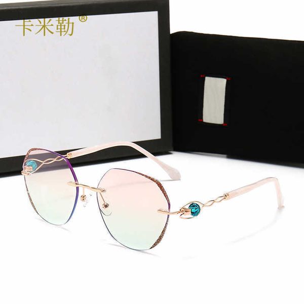 

wholesale of sunglasses new blue resistant girls' fashion trend flat light mirror for travel shopping leisure frame glasses 811, White;black