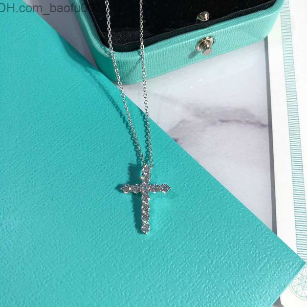 

pendant necklaces designers necklace luxurys jewelry pendant necklaces elegant crosses design versatile trendy style christmas valentine day, Silver