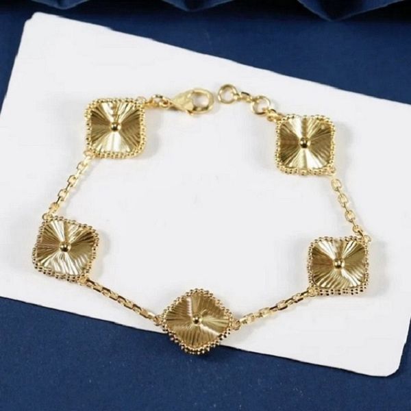 

vintage gold bracelet women designer jewelry 5 motifs bracelets guilloche gold round diamonds van luxury diamonds charm bracelets for women, Golden;silver