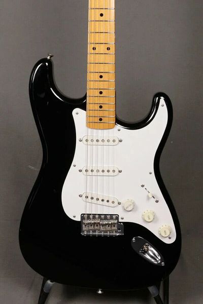 

high end finish black color 6strings electric guitar with a beautiful sound