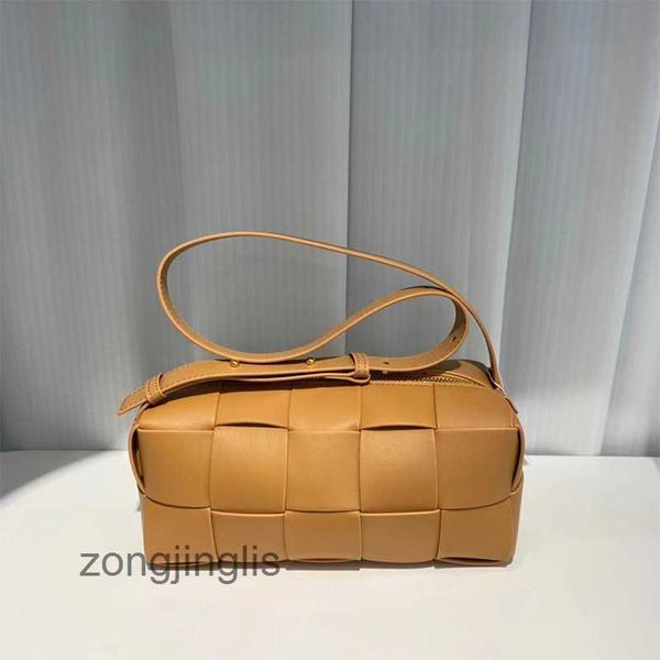 

2023 cassettes one venetas bottegas candy bag underarm knitted brick color bags shoulder square cowhide wo vhsm