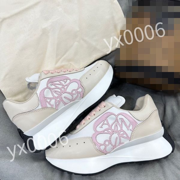 

2023 new luxurys fashion casual shoes designer mens womens platform big shoe medicom toy camo men ladies sneaker woman xsd230404, Black