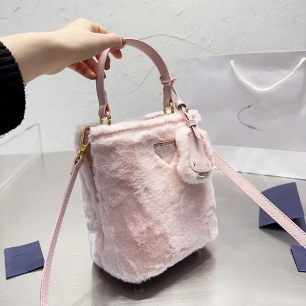 

p bag wool bag women's cross body small square bag autumn and winter new style plush handbag fashion versatile one shoulder bag bs1k