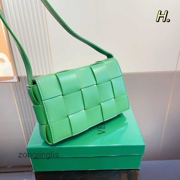 

fashion crossbody 2023 bags shoulder cassette designer leisure venetas bottegas women's bag woven han