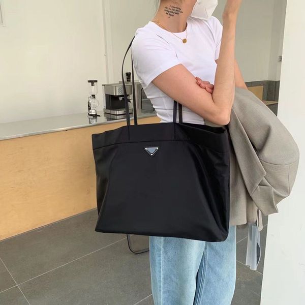 

women triangle label shopping bags luxury designer brands waterproof leisure travel bag large capacity nylon mommy tote ladies shoulder bag