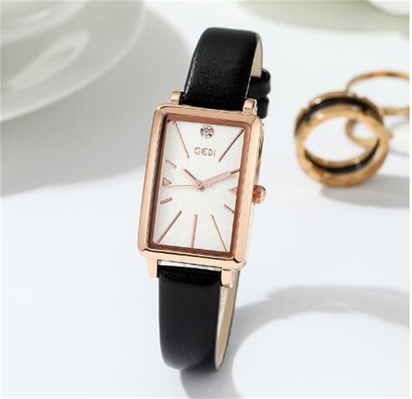 

2023 retro style small square plate women's light, thin, compact, and premium sense belt quartz waterproof watch, Slivery;golden