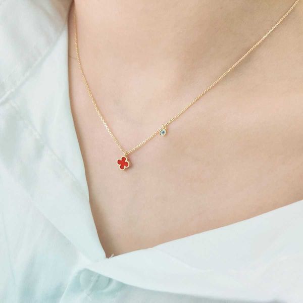 

van clover necklace designer four-leaf clover pendant necklace for women in 18k rose suitable as a gift for your girlfriend, Silver