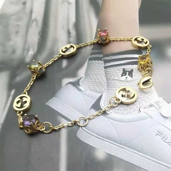 

2023 gujia korean edition temperament exaggerated color bracelet female minority fashion advanced sense simple fairy versatile handicraft, Black