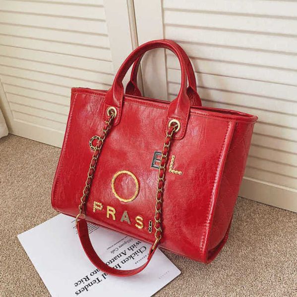 

day packs luxury womens fashion hand bags beach bag brand metal badge classic totes handbags small mini pearl handbag female capacity large