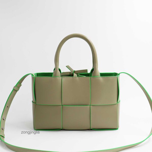 

handbag womven classic lady's bottegas bags large mummy arco woven venetas designer capacity leather shoulder bag commuter 2023 tote co