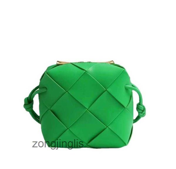 

cassettes designer large tote bag leather woven small bottegas messenger venetas camera green luxury square for bags wome shoulder qe4q
