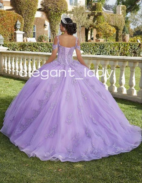 

cold shoulder lilac lavender quinceanera dresses crystal applique lace-up corset prom sweet 15 vestidos de quinceanera lila, Blue;red