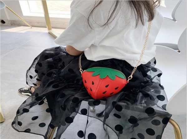 

cute girls strawberry change purse fashion kids stereo strawberry zipper messenger bag metal chain children singleshoulder bag y28957302, Black