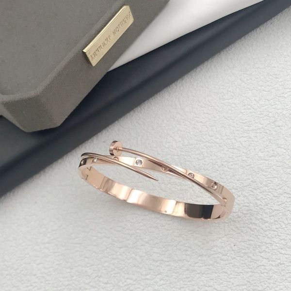 

luxury design titanium steel nail shape bangle bracelet jewelry for women gift, Black