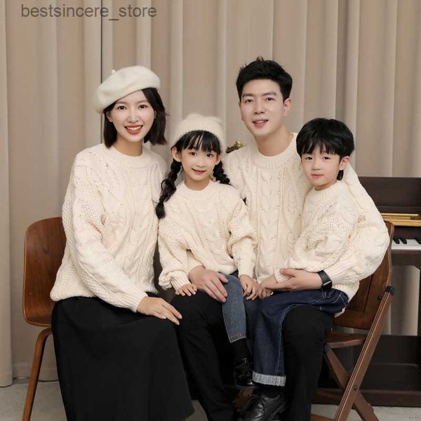 

fall winter cotton thickened keep warm red sweaters soft parent-child clothing outfits p for whole family portrait l230522, Blue