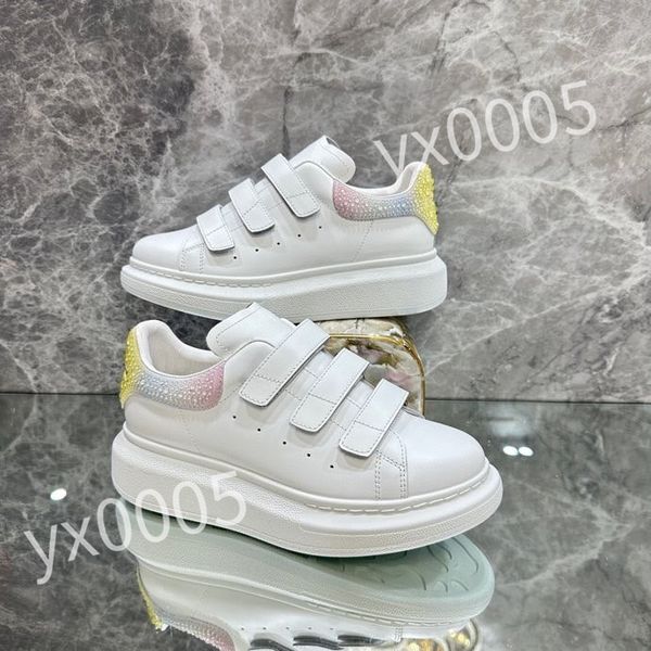 

2023 new luxurys men women casual shoes designer shoes classic mens outdoor trainers women comfort platform sneakers size 35-46 xsd230401, Black