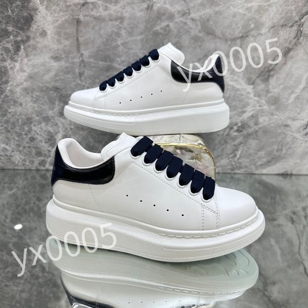 

2023 new men women casual shoes designer shoes classic mens outdoor trainers women comfort platform sneakers size 35-46 xsd230401, Black