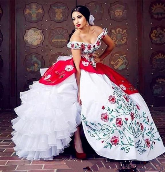 

2019 elegant new white and red vintage quinceanera dresses with embroidery beads sweet 16 prom pageant debutante dress party gown 9082080, Blue;red