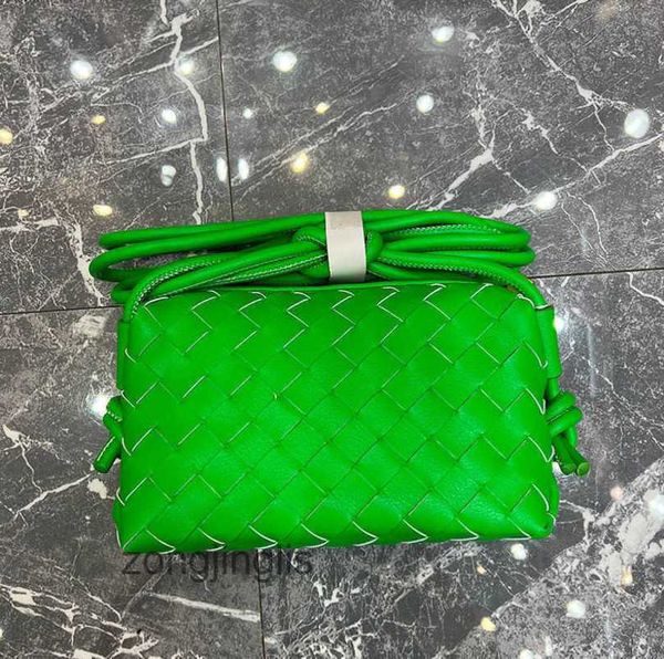 

authentic designer large tote bag venetas loop bag square bags cowhide fashion cassettes bottegas spring woven small mini messenger plaid pi