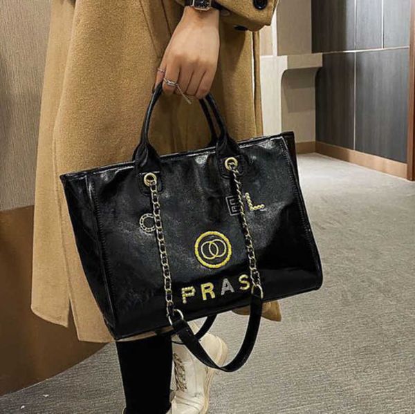 

fashion luxury women's hand bags beach bag brand ch metal badge classic totes handbags small mini pearl handbag female capacity large l