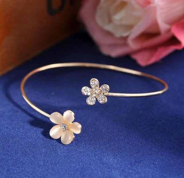 

white enamel daisy flower bracelet fashion gold metal opening for women party wedding jewelry gifts bangle6759860, Black