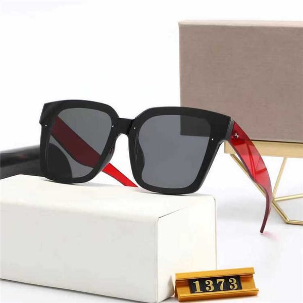 

2021 new women's fashion polarized trend sunglasses tr90 sunglasses, White;black
