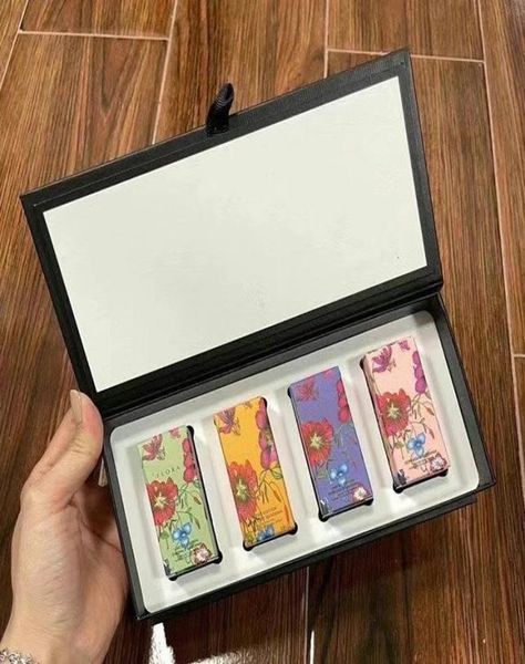 

woman perfume set women5ml4 pieces suit spray for gift oriental floral fruity notes 1v1charming design and fast delivery6167025