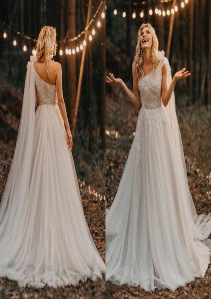 

new country bohemian a line wedding dresses one shoulder lace appliques pearls sweep train tulle plus size formal boho beach brida8813102, White