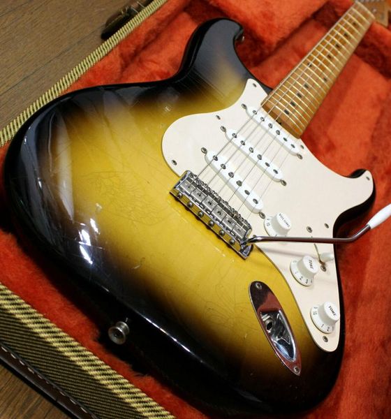 

custom shop 1956 st 2tone sunburst closet classic electric guitar3155100