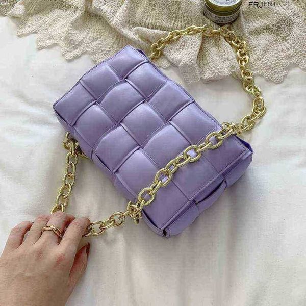 

bottegas bags venetas cassettes 2023 summer new fashion foreign style womens bag woven pillow pu leather chain single shoulder messenger bag