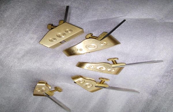 

5 pcs quality brass mini plane luthier tools for violin viola cello8221633