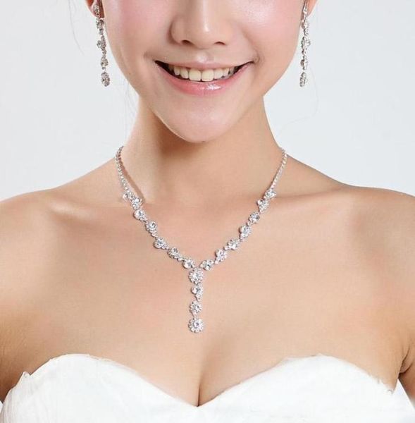 

2019 shiny wedding bridal jewelry with pearl necklace alloy diamond crystal ladies necklace for prom evening party4335306, White