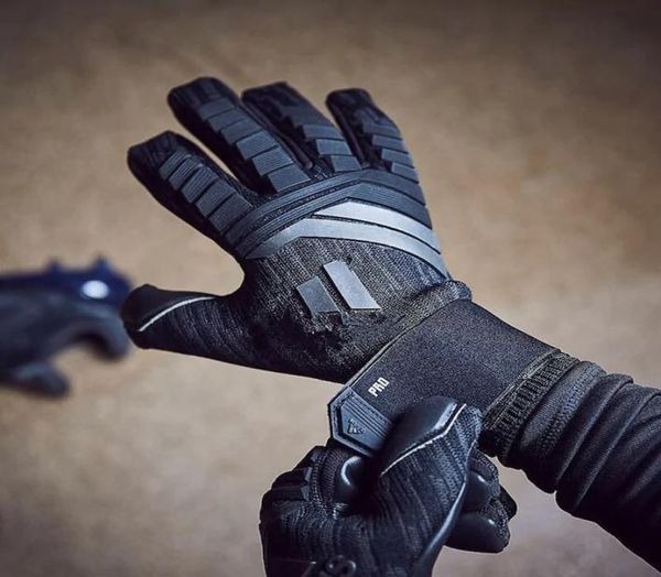 

a quality brand adi falcons goalkeeper gloves professional soccer gloves antislip gloveslatex plam 2019 sports gloves4354855, Black