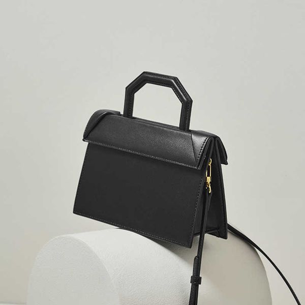 

new handbag minimalist and niche design crossbody bag genuine leather women's bag light luxury shoulder bag