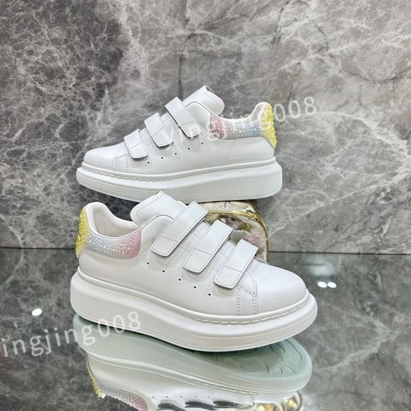 

2023 new luxurys sneakers calfskin leather style casual shoes sports shoe designer sneaker shoes letters size 35-46 xinshidai230402, Black
