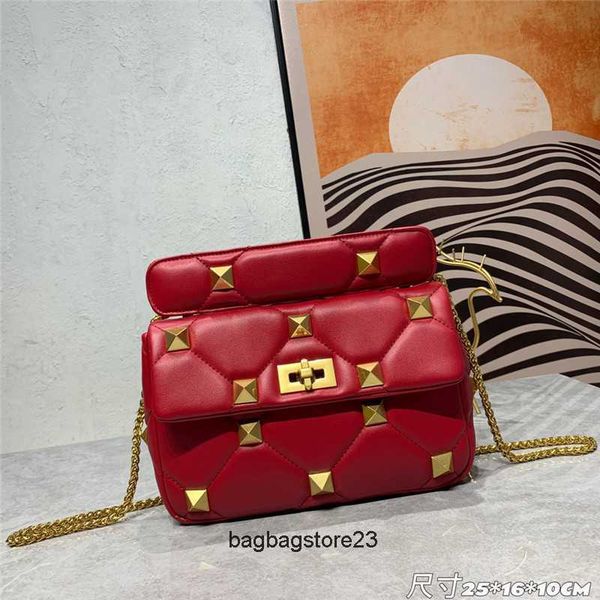 

valentiino bag lady purse bags designer 2023 napa sheepskin women's handheld one shoulder crossbody chain large rivet handbag
