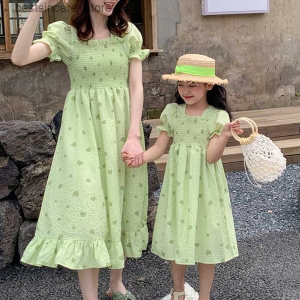 

kids girls smocked dress women smock clothes parent-child matching clothing elegant mother daughter matching dressess korean l230522, Blue
