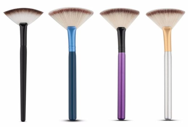 

single cosmetic brush largesmall three color persian fan brushsoft and easy to carry makeup tool highlight brush6831742