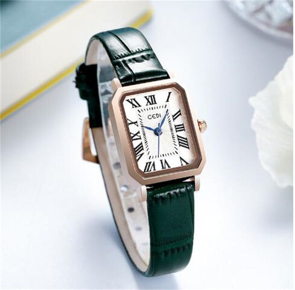 

2023 retro roman small square plate women's student crowd korean edition waterproof quartz belt watch, Slivery;golden